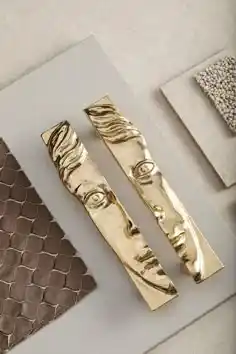 دستگیره فلزی